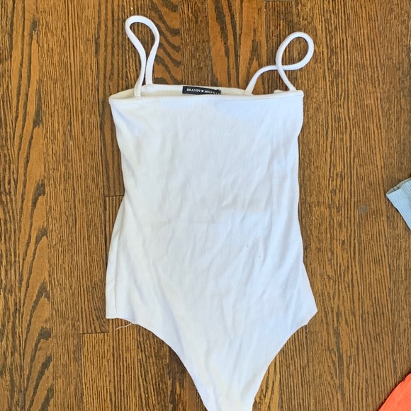 Never worn Brandy Melville bodysuit - Picture 1 of 1
